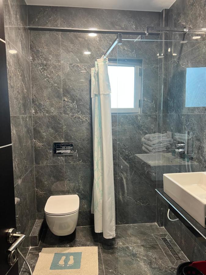 Lorenso Guest House Саранде Екстериор снимка