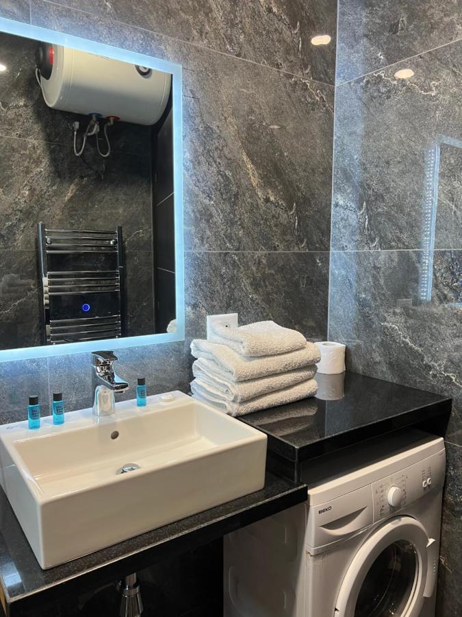 Lorenso Guest House Саранде Екстериор снимка